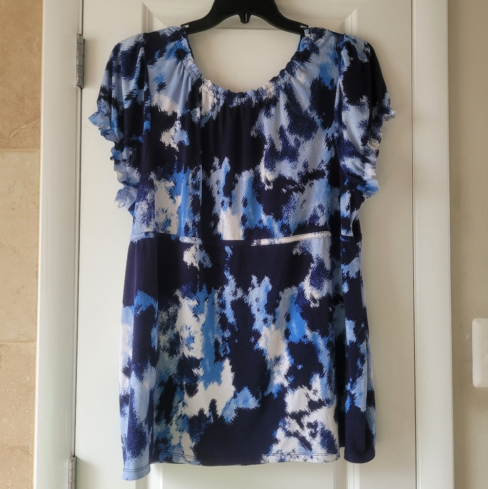 Lane Bryant Blue White Abstract Print Short Sleeve Blouse